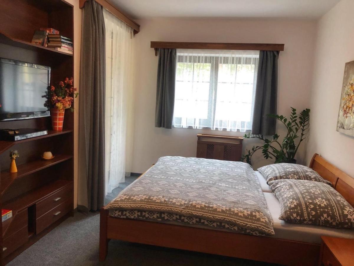 Apartman Renata 10 Ruzomberok Buitenkant foto